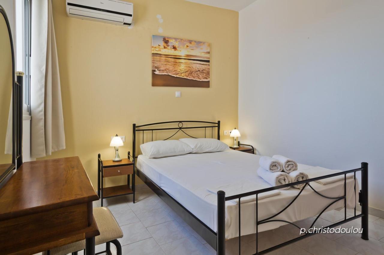 Albatros Studios & Apartments Lefkos  المظهر الخارجي الصورة