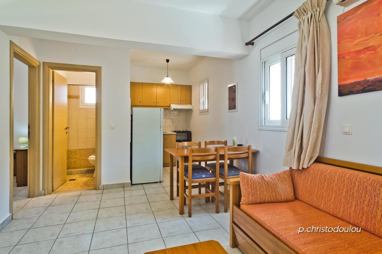 Albatros Studios & Apartments Lefkos  المظهر الخارجي الصورة