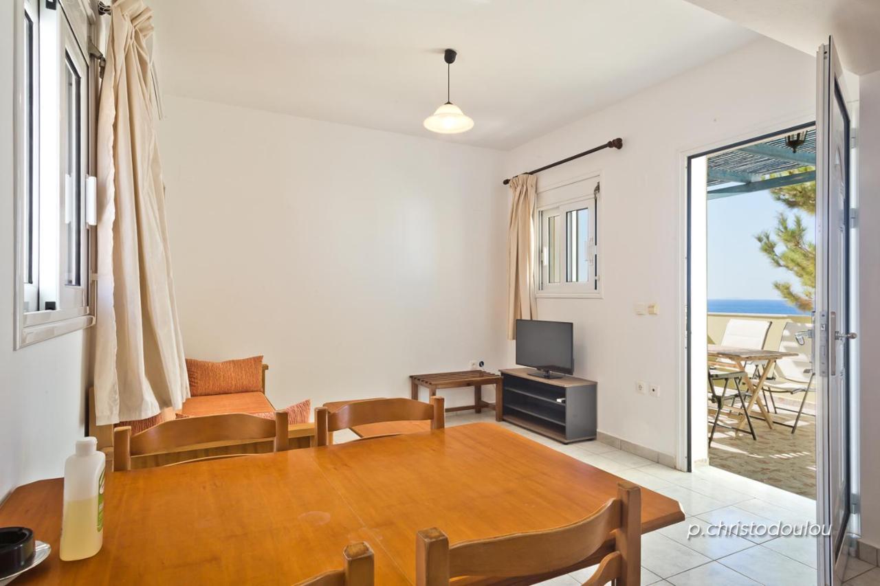 Albatros Studios & Apartments Lefkos  المظهر الخارجي الصورة