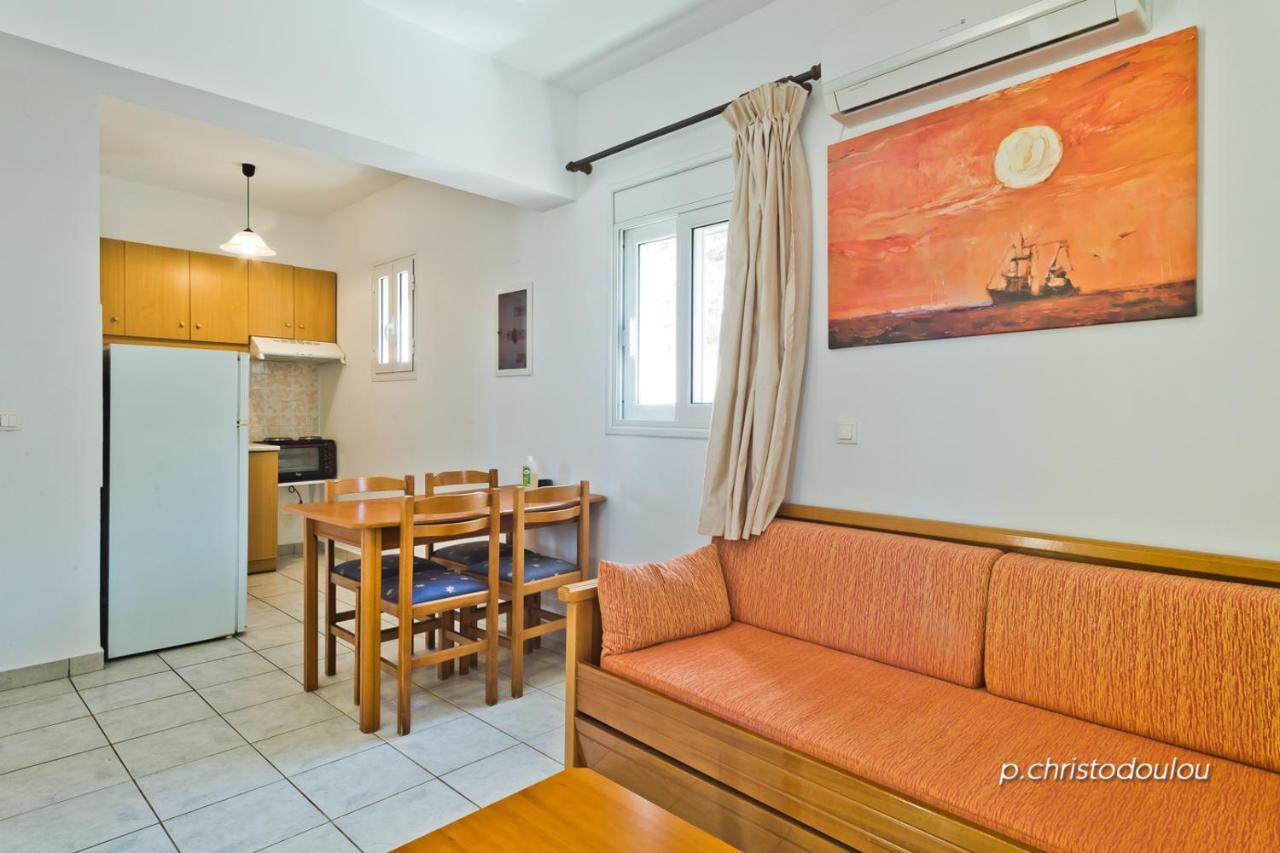 Albatros Studios & Apartments Lefkos  المظهر الخارجي الصورة