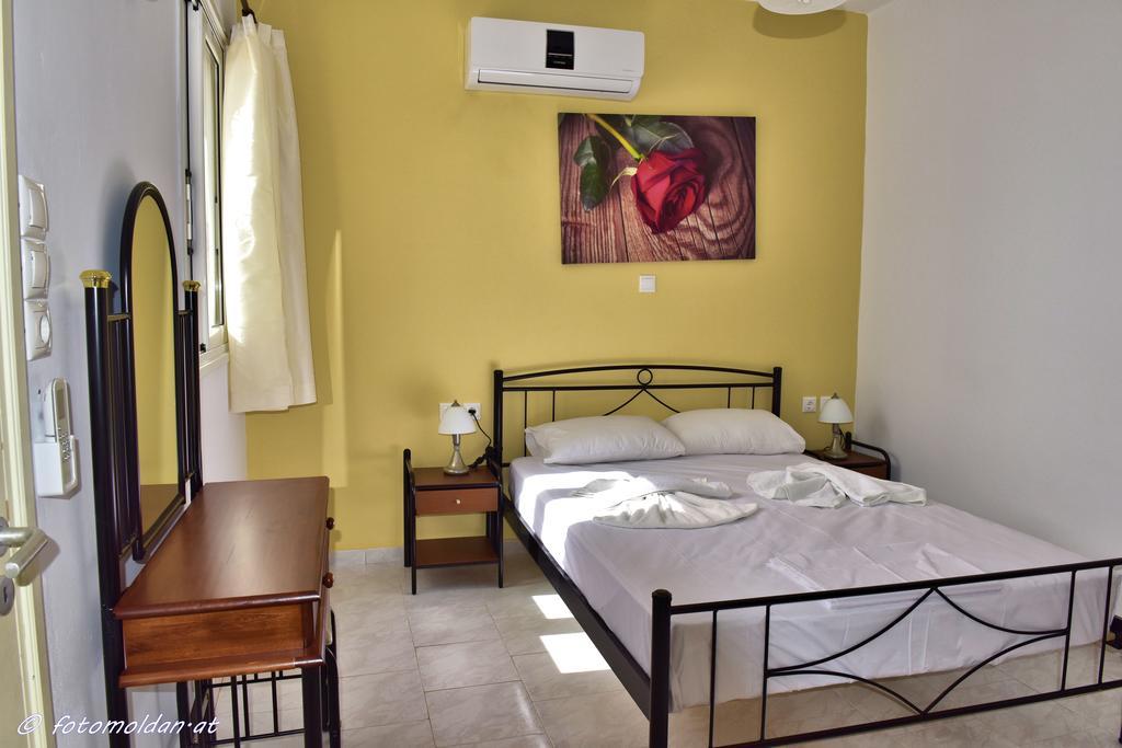 Albatros Studios & Apartments Lefkos  المظهر الخارجي الصورة